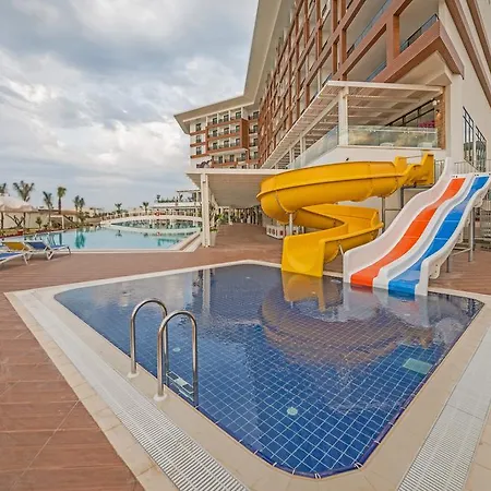 Sirius Deluxe 5* Alanya