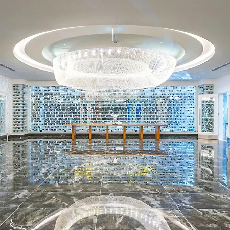 Sirius Deluxe Hotel 5*