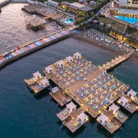 Mary Hotel 5*